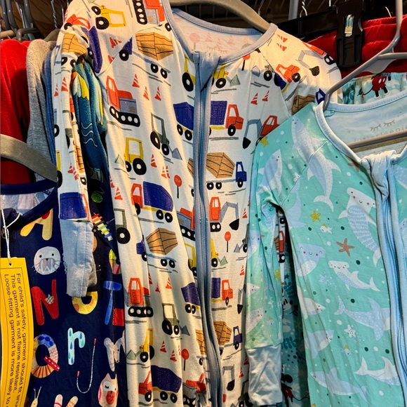 🔥🔥Little Sleepies 12/18 BUNDLE🔥🔥Conditions Range from NWT-Play Play! See pics - Picture 7 of 14